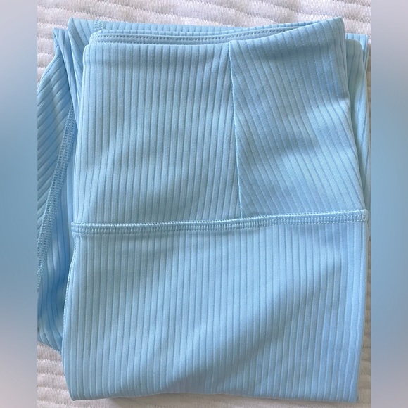 NEW Rib High-Rise Legging - Picture 3 of 4